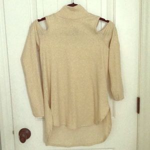 Bobeau shirt, gold with cutouts